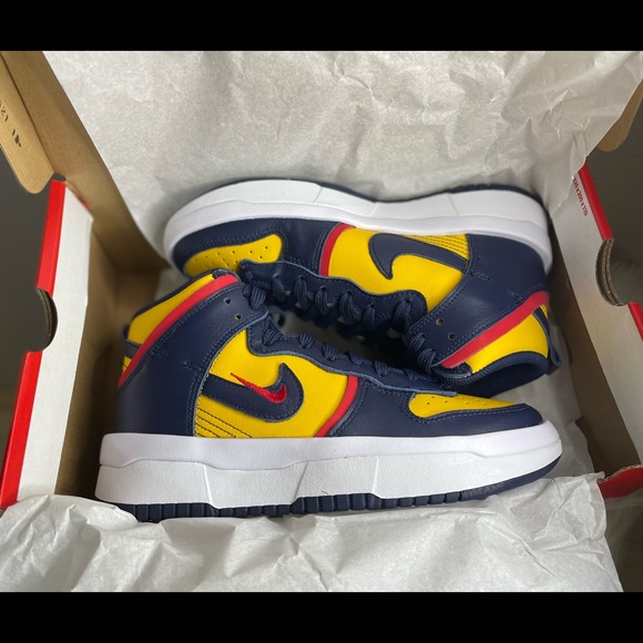 🟥💙🟨New in Box- Women's Nike Dunk High Up Varsity Maize size 6.5 - Picture 2 of 10